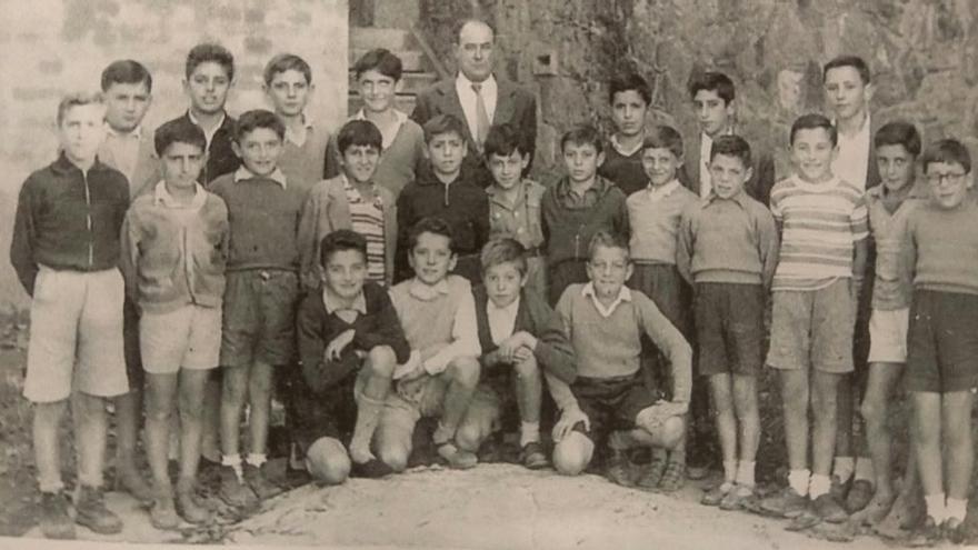 Antiguos alumnos de la Escuela de San Claudio.