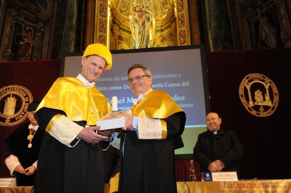 El fundador de la Organización Nacional de Trasplantes, Rafael Matesanz, es investido doctor Honoris Causa por la UCAM