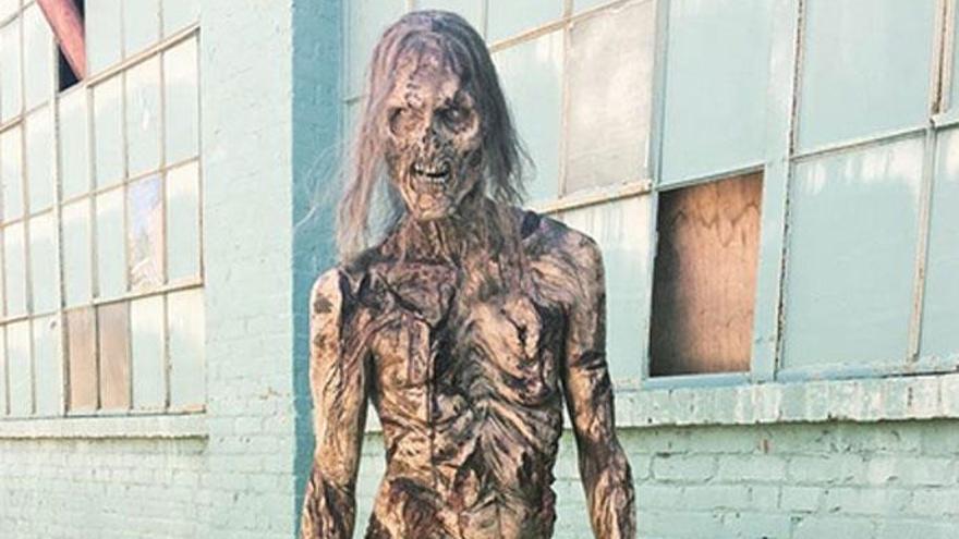 El primer zombie desnudo de &#039;The walking dead&#039;