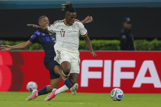 Preocupación en España con Nico Williams