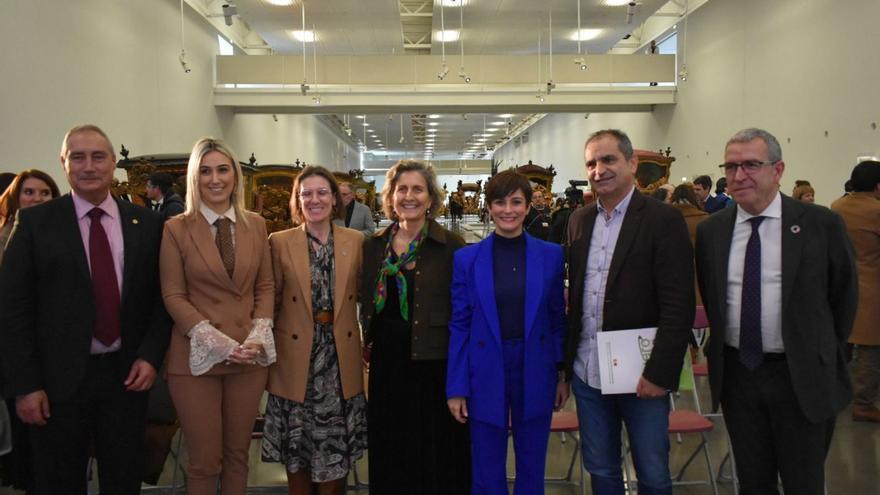 De izquierda a derecha, Francesc Boya, secretario general para el Reto Demográfico, José Luis Pascual, director general de AECT Duero-Douro, Isabel Rodríguez, ministra de Política Territorial, y representantes portugueses. | Cedida