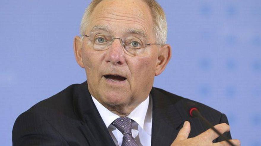 Schäuble ve la zona euro &quot;claramente mejor que hace tres años&quot;