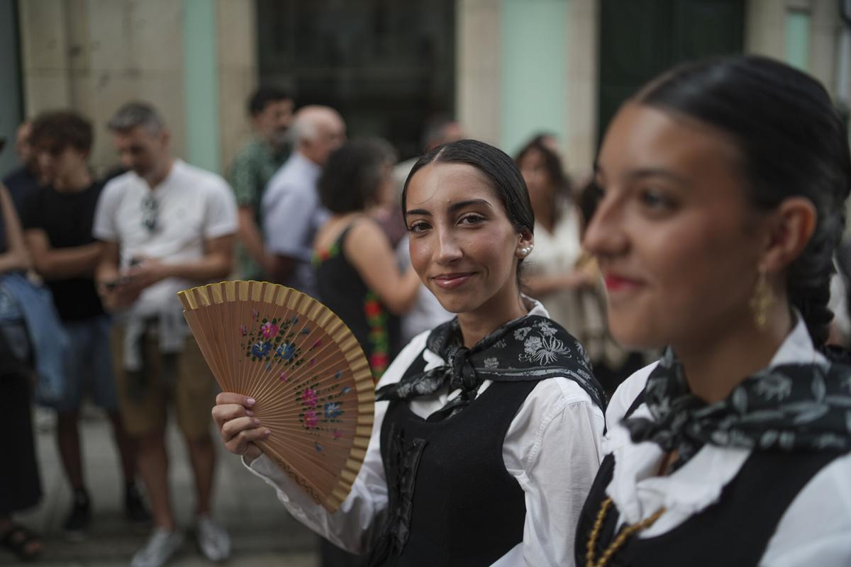 Betanzos abrió sus fiestas de San Roque con el pregón de Dolores Vázquez y el nombramiento de la representante Betanzos abrió sus fiestas de San Roque con el pregón de Dolores Vázquez y el nombramiento de la representante
