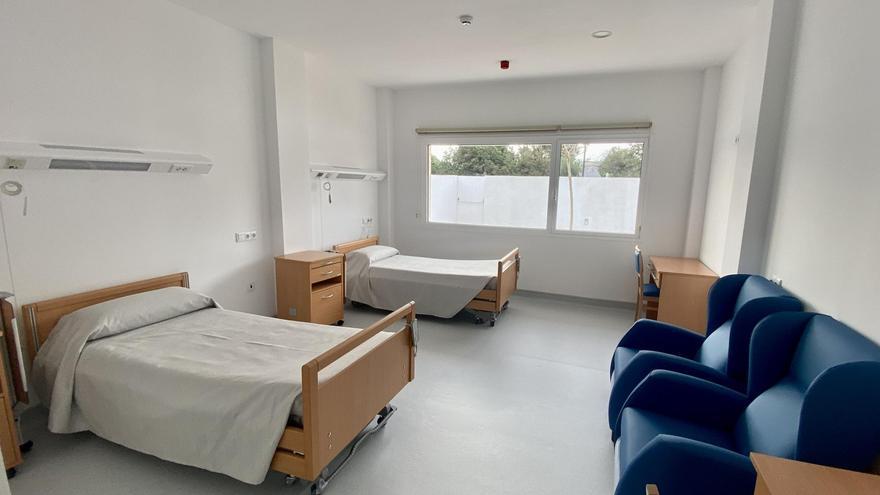 Consell de Formentera, sindicatos y trabajadores analizan la situación de la Residencia de Mayores