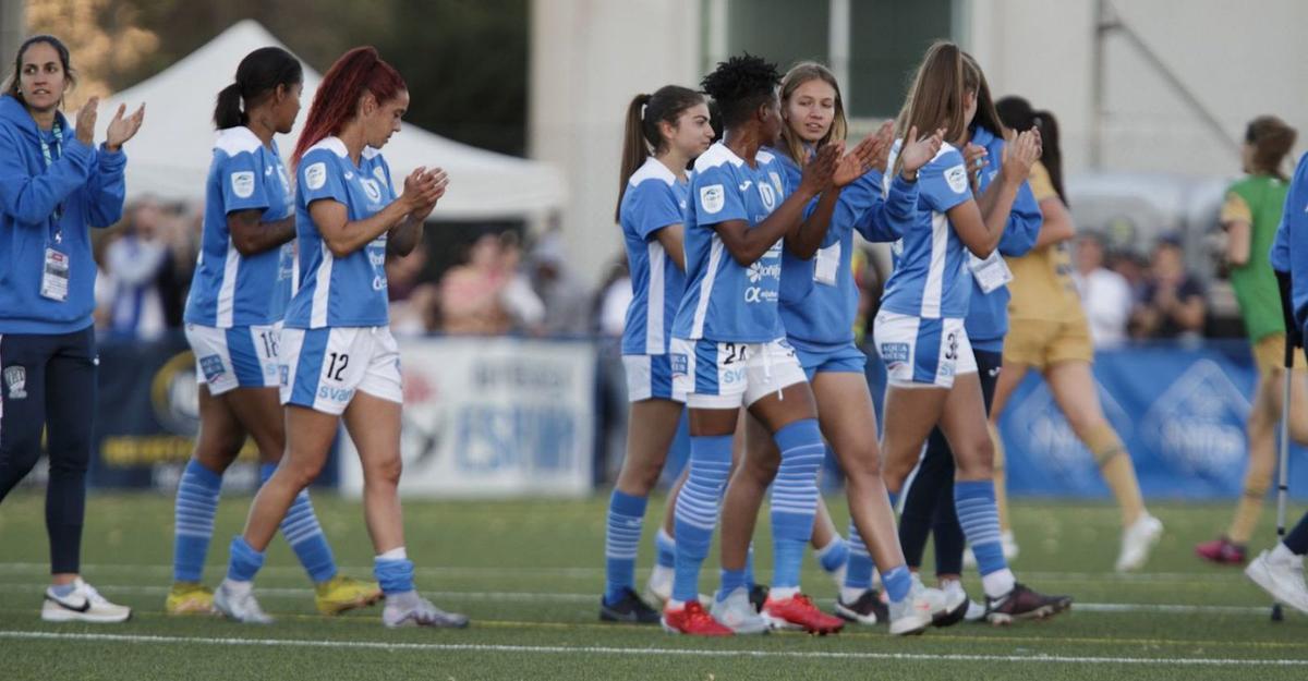 Jugadoras del Alhama ElPozo, tras un partido. | PASCU MÉNDEZ/ALHAMA ELPOZO
