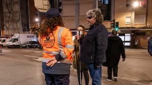 Una agente de los serenos de Cornellà.