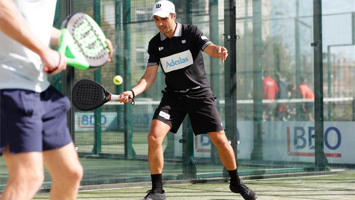 Imagen de Belasteguin en una exhibición de dobles