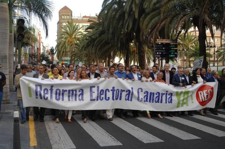 MANIFESTACION REFORMA ELECTORAL CANARIA