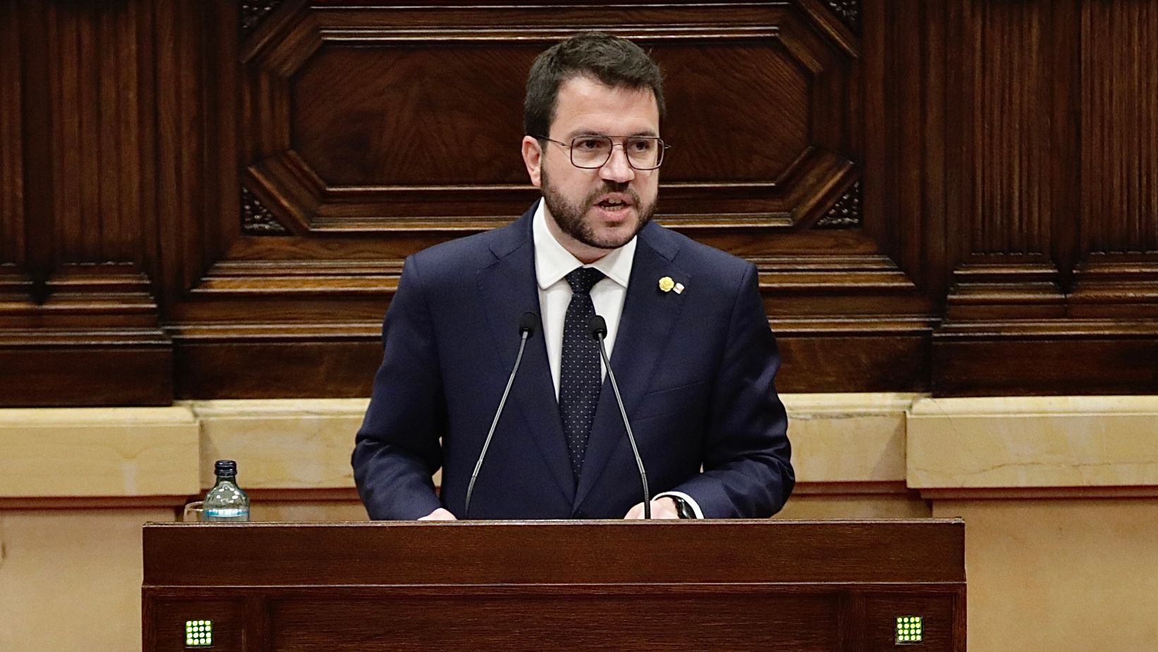 Pla obert del candidat d'ERC a la investidura, Pere Aragonès, intervenint al Ple del Parlament el 20 de maig del 2021. Horitzontal.  JORDI PLAY