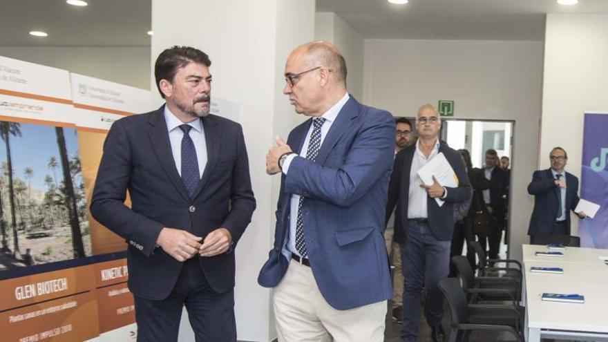 El alcalde Barcala y el rector Palomar, en un instante de la visita de hoy al Parque Científico