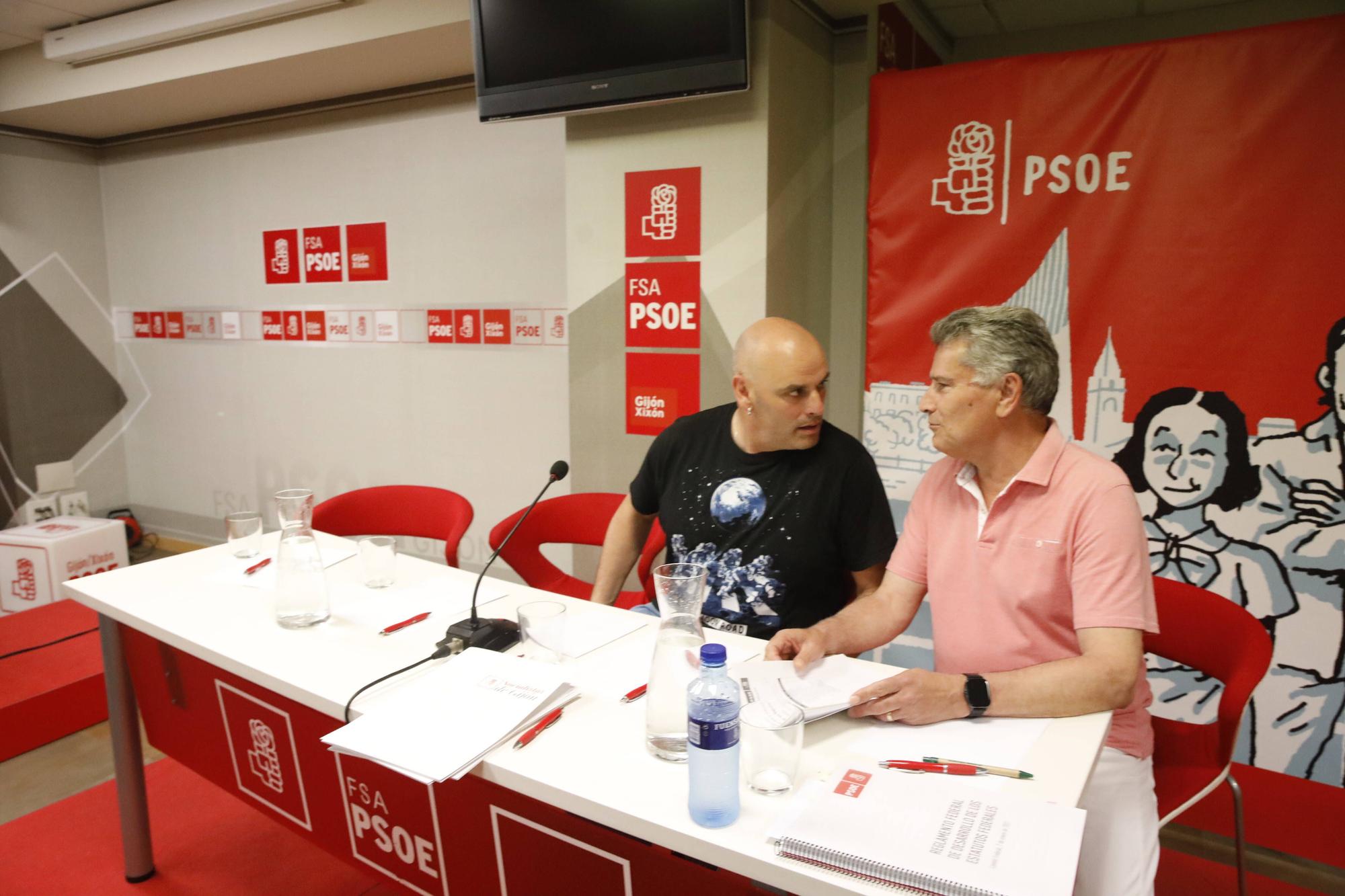 En imágenes: El PSOE pide transparencia en las negociaciones que tengan Foro, PP y Vox para la Alcaldía de Gijón