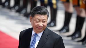 FILE PHOTO: Chinese President Xi Jinping attends a welcoming ceremony for Greek President Prokopis Pavlopoulos outside the Great Hall of the People, in Beijing, China May 14, 2019. REUTERS/Jason Lee/File Photo