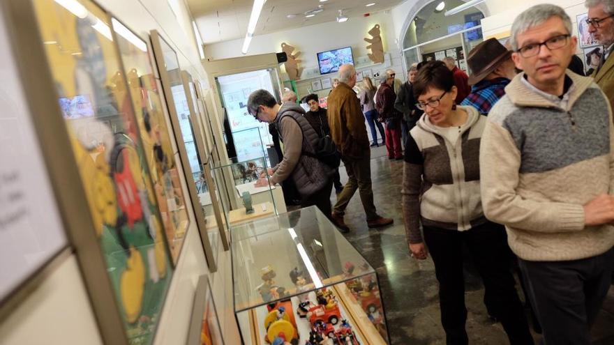 Visitants al Museu del Joguet de Figueres