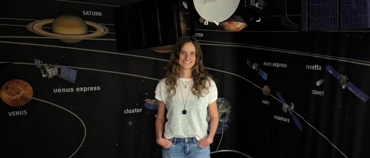 Helena Iglesias, en la sede de ESOC, en Darmstadt