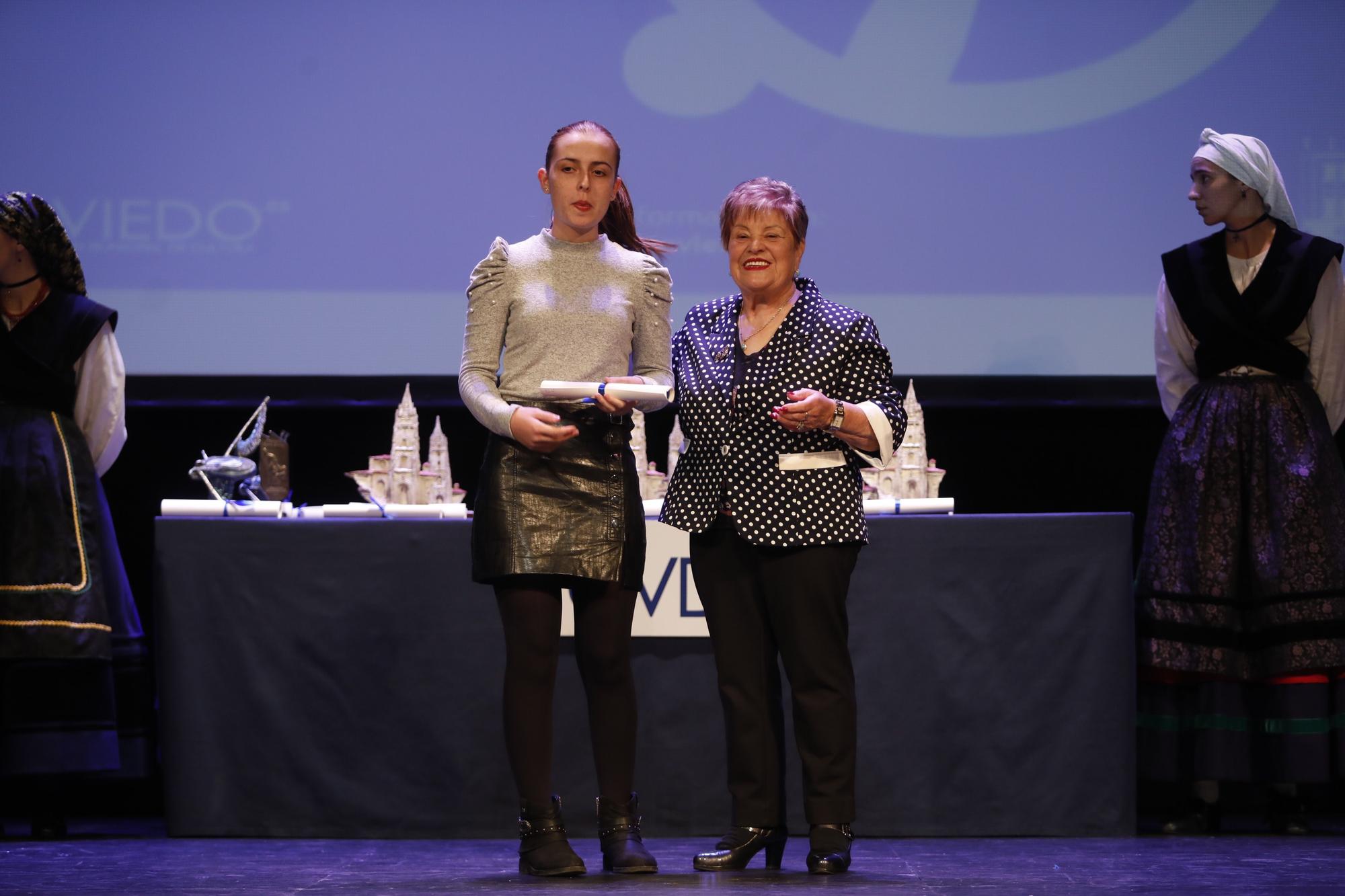 EN IMÁGENES: Así fue la final del concurso de canción asturiana "Ciudad de Oviedo"