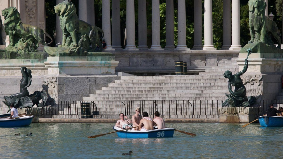 El parque de El Retiro guarda una impresionante montaña con secretos en su interior