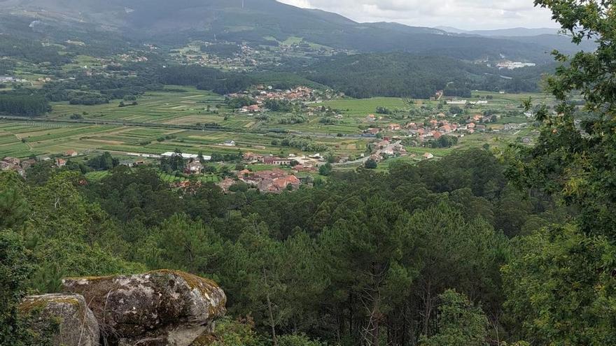 Fincas desde 20 euros: el Banco de Terras oferta 36 parcelas en el área de O Salnés