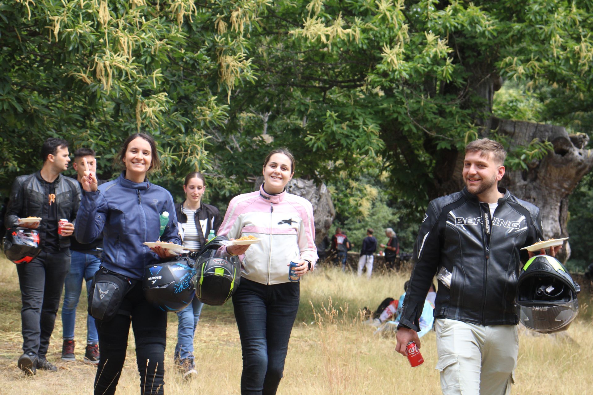 El puente despide su 31 concentración de motos con más de 15.000 participantes