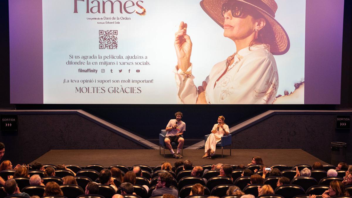 Dani de la Orden y Emma Vilarasau en el coloquio de la película 'Casa en flames' en el cine Mooby Bosque