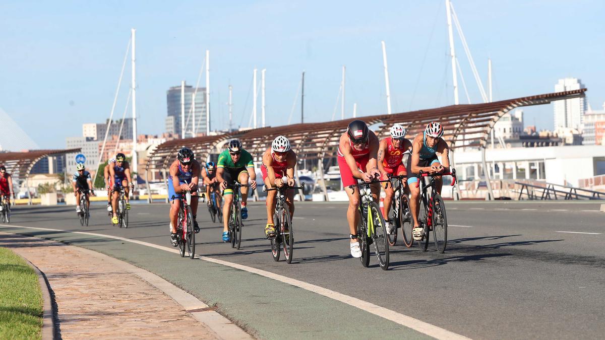 Búscate en las imágenes del Triatlón Olímpico del campeonato de Europa