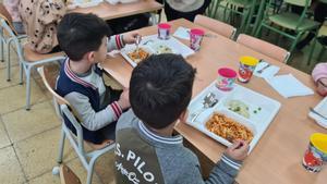Los comedores escolares tendrán que servir fruta y verdura a diario