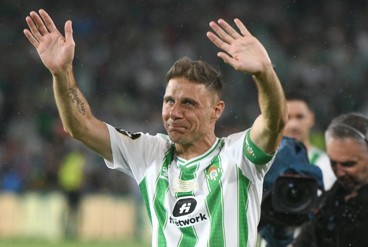 JOAQUÍN AMANTES | Belén Esteban tiene más imágenes (y amantes) para Joaquín  Sánchez