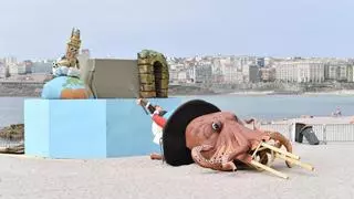 San Juan A Coruña 2025: empieza el montaje de la falla para la noche de las hogueras