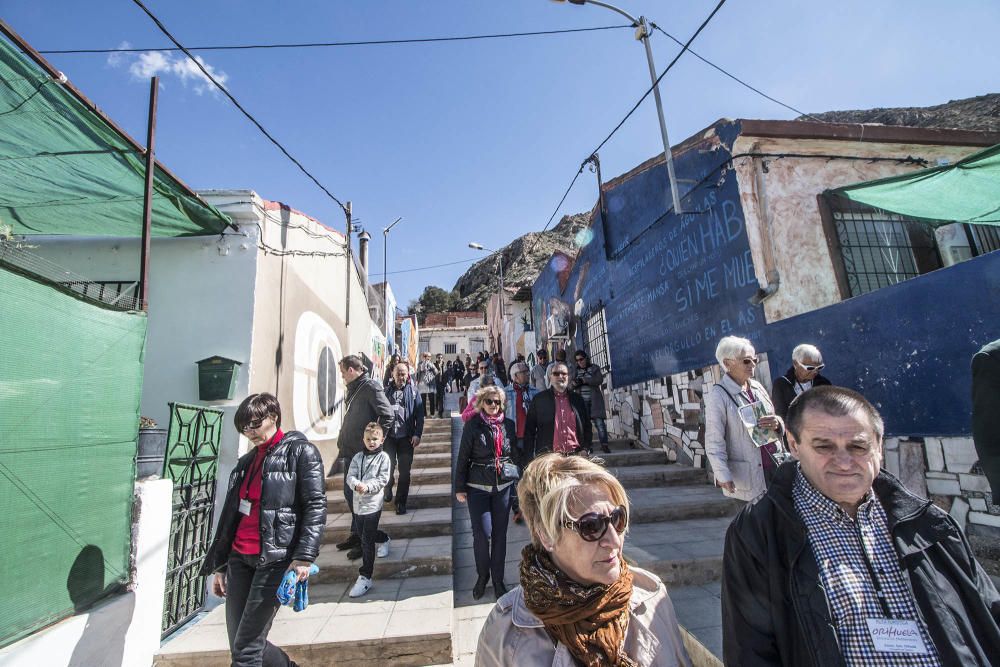 La cita se completó con una jornada gastronómica tras finalizar el recorrido por el museo al aire libre