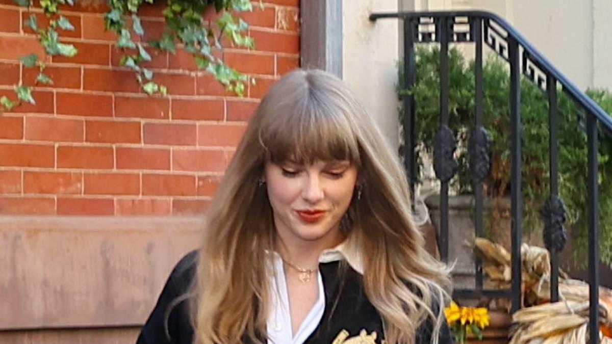 Taylor Swift con polo de Stella McCartney