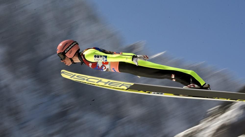 Copa del Mundo de saltos de esquí por equipos en Planica (Eslovenia)