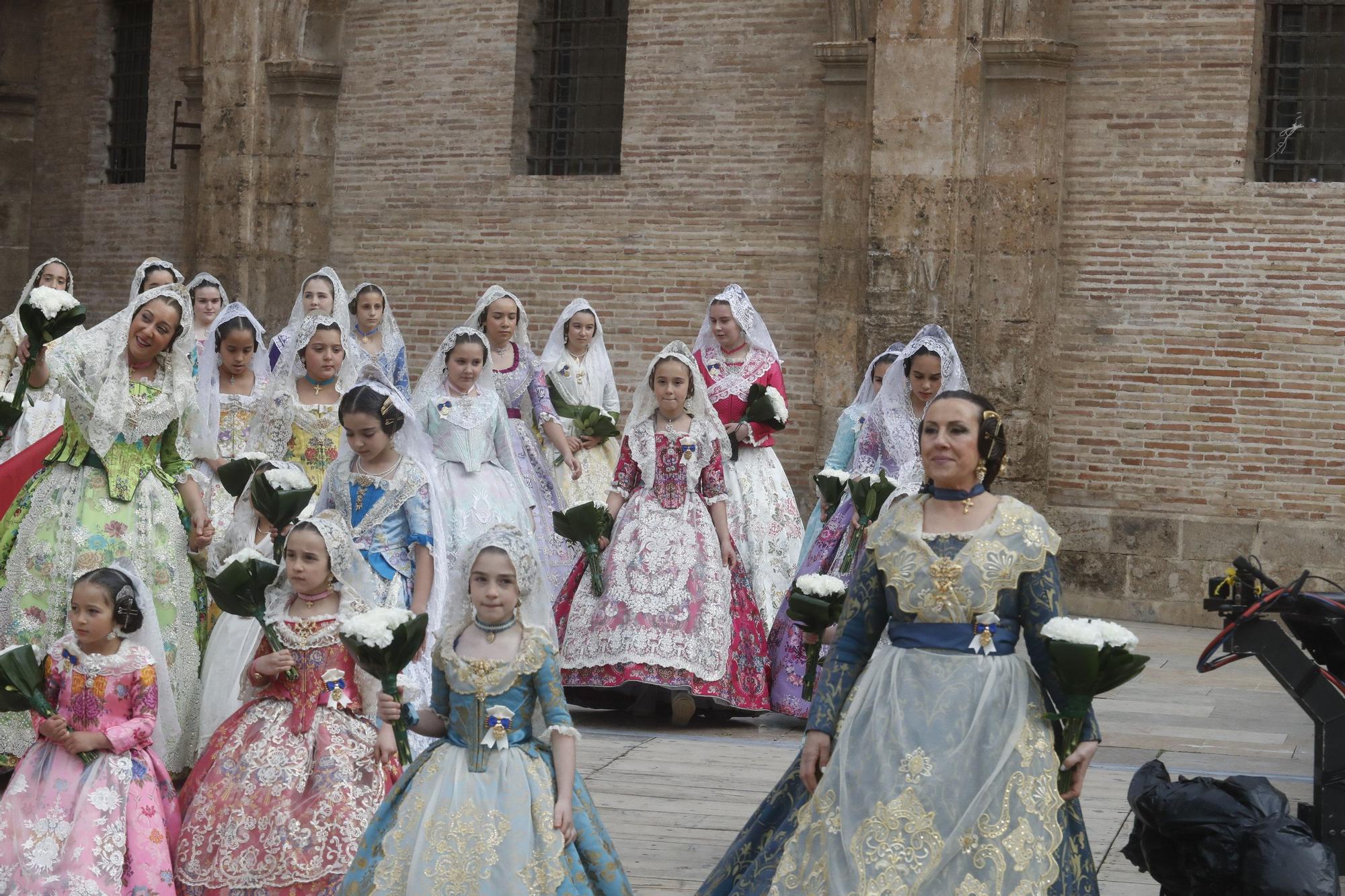 Búscate en el segundo día de ofrenda por la calle de la Paz (entre las 15:30 a las 17:00 horas)