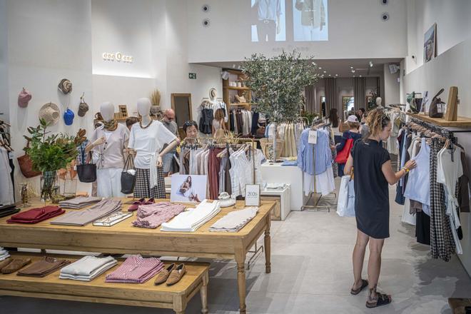 La Roca Village despunta como plataforma de marcas barcelonesas y pista de aterrizaje del lujo