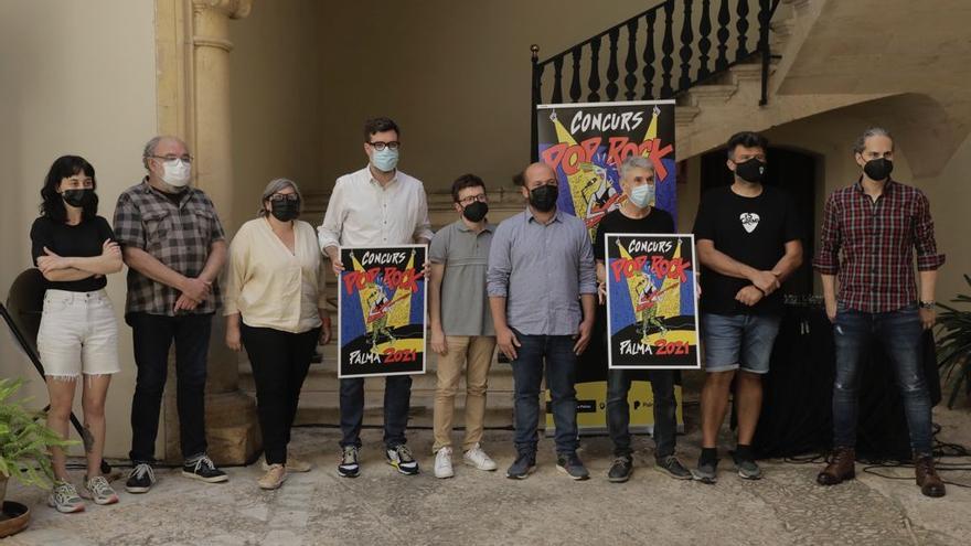 Los organizadores y coordinadores del Concurs, durante la presentación de esta edición en Can Oms