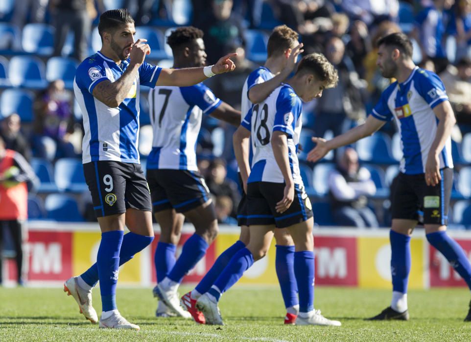 El Hércules desperdicia la ocasión y no pasa del empate ante el AE Prat.