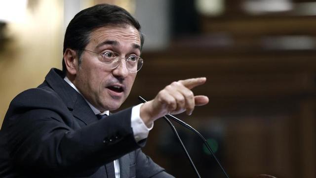 España pide a Delcy Rodríguez la liberación de los presos políticos españoles en Venezuela