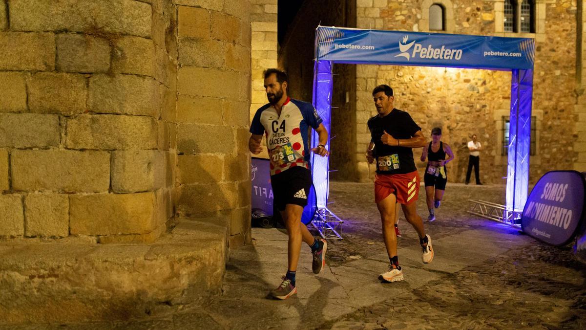 Participantes en la Intramuros Urban Trail Night el año pasado.