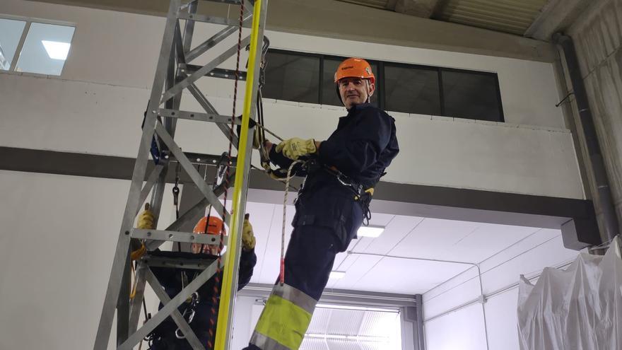 Formando a los nuevos profesionales para las redes eléctricas del futuro