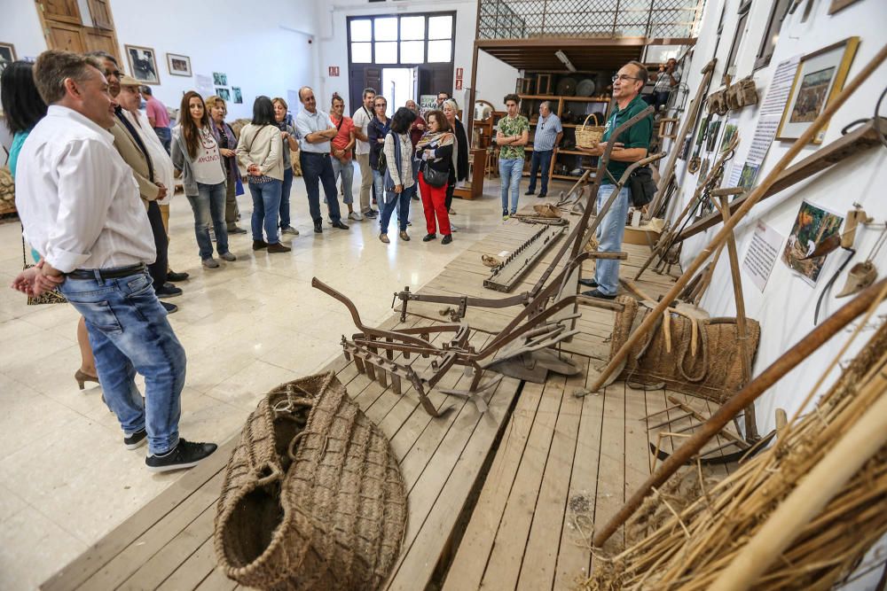 Callosa muestra trabajos del cáñamo a la Unesco