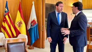 Barcala presiona con la retirada de vías de la Costa de Alicante y el ministro Puente abre la puerta a valorar alternativas