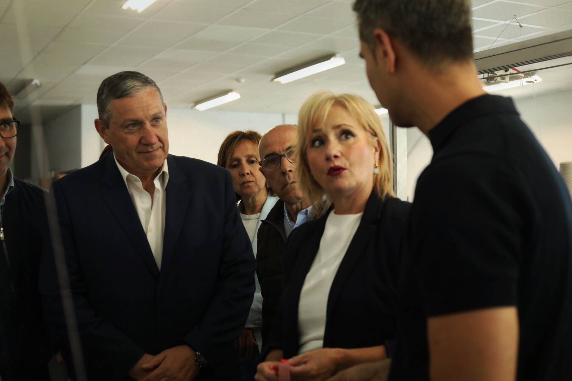 GALERÍA | Leticia García visita la empresa Marae en Coreses
