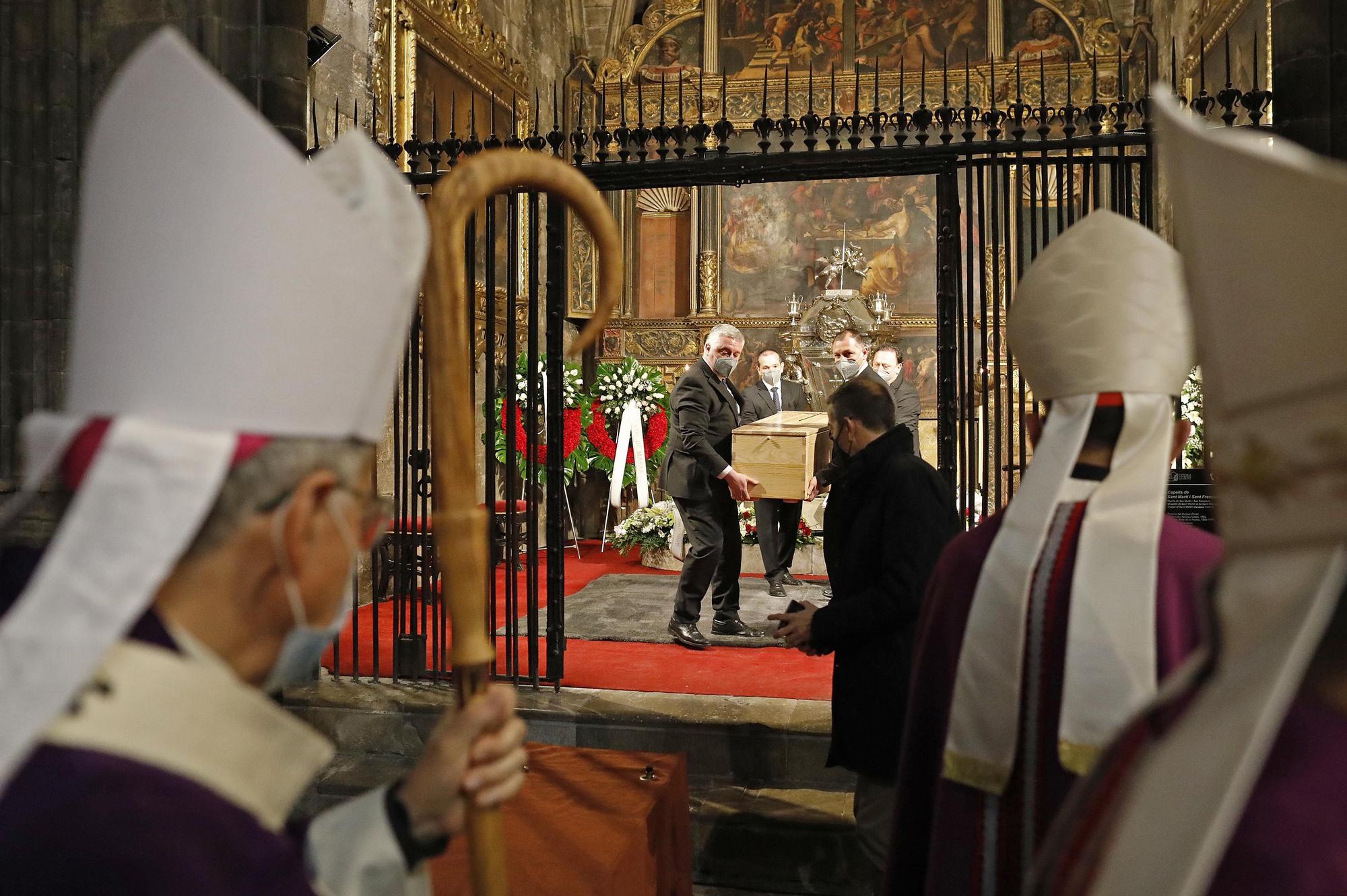 La Catedral de Girona s'omple per acomiadar Francesc Pardo