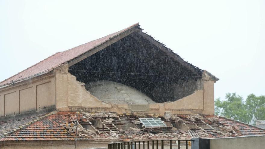 Caída del techo de la iglésia de Alzira