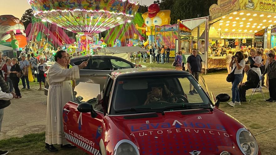 El pueblo de Zamora donde la Virgen bendice los coches