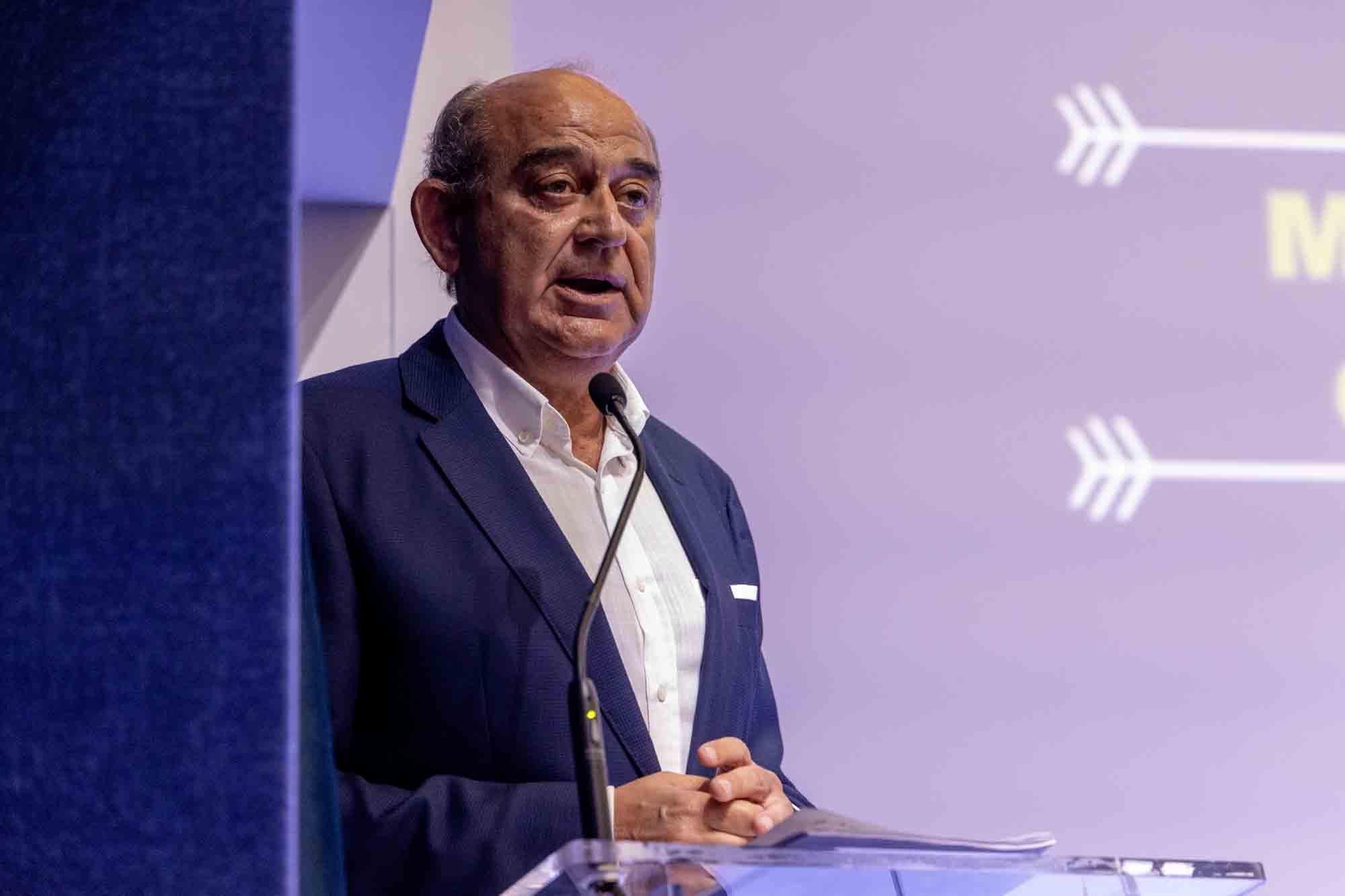 Entrega de premios del concurso infantil de relatos cortos "Cuéntame un cuento para comer" en el Club INFORMACIÓN organizado por COES