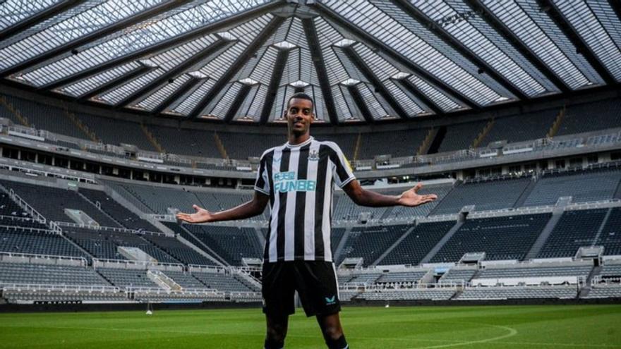 Así ha hecho oficial el Newcastle el fichaje de Isak