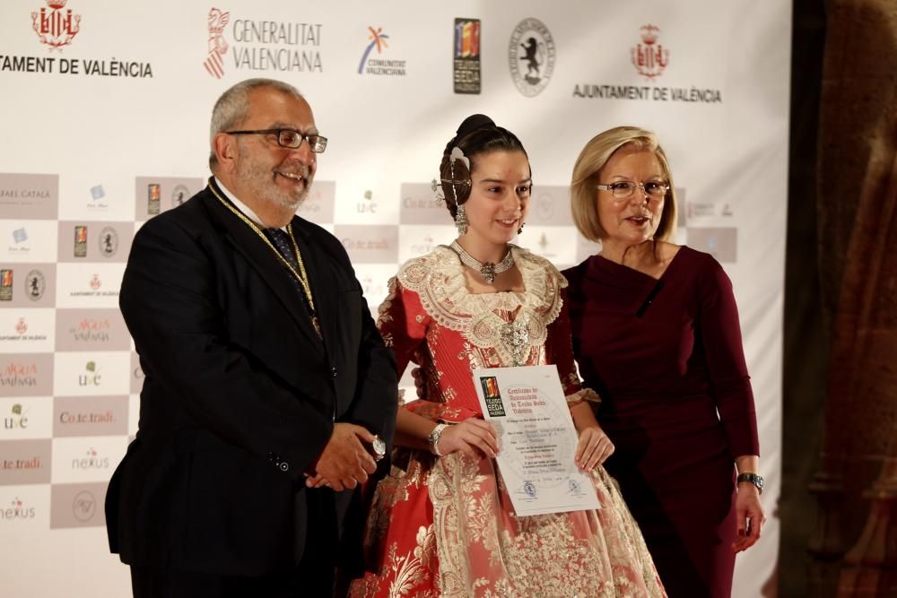 Gala de la seda valenciana en la Lonja