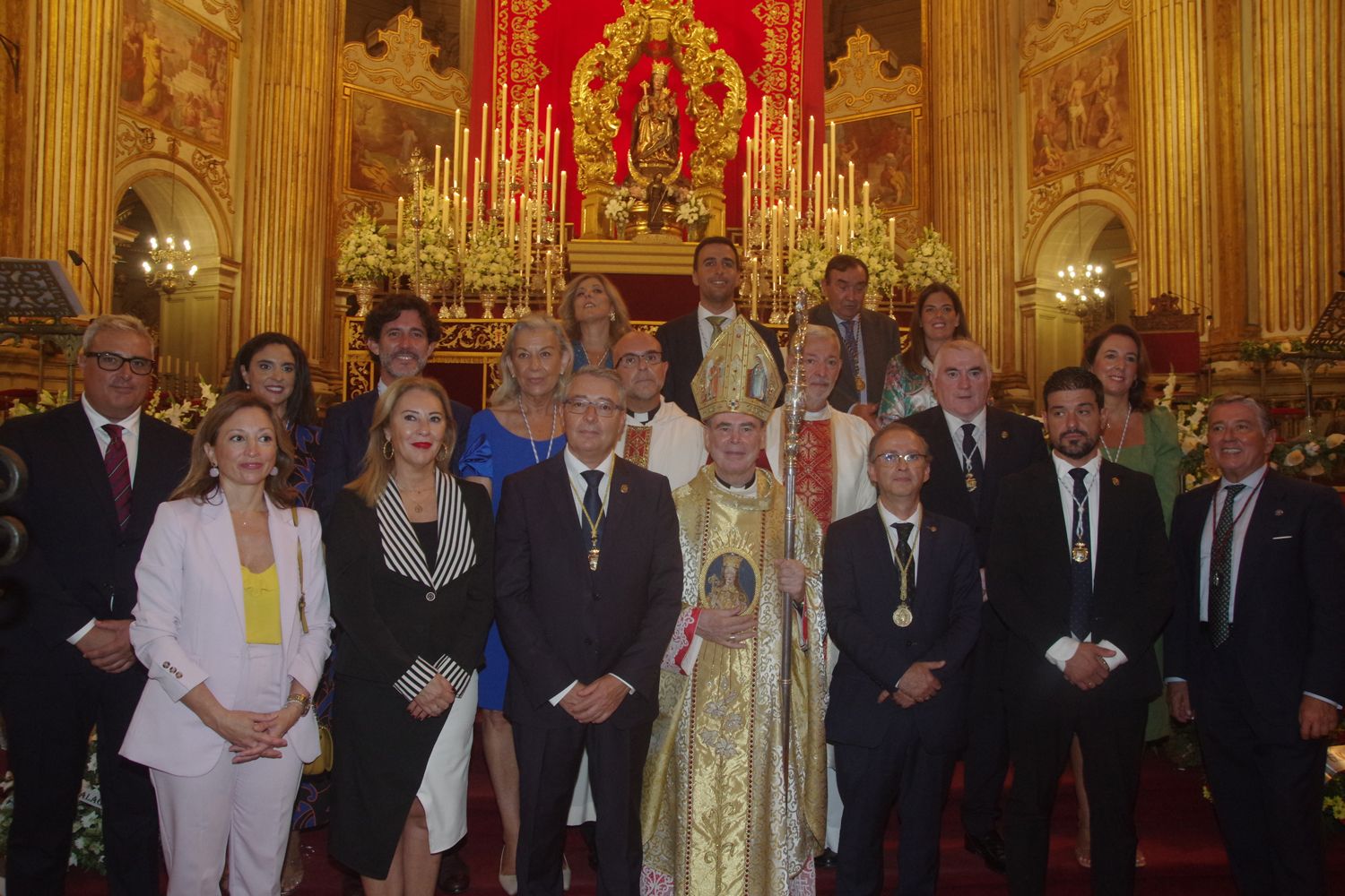 La Catedral acoge la Misa Estacional de Santa María de la Victoria