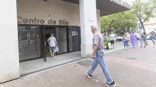 Alicante elimina el servicio de atención diurna a mayores por falta de presupuesto del Consell