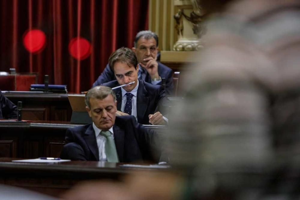 Primer debate de la Comunidad de Armengol en el Parlament