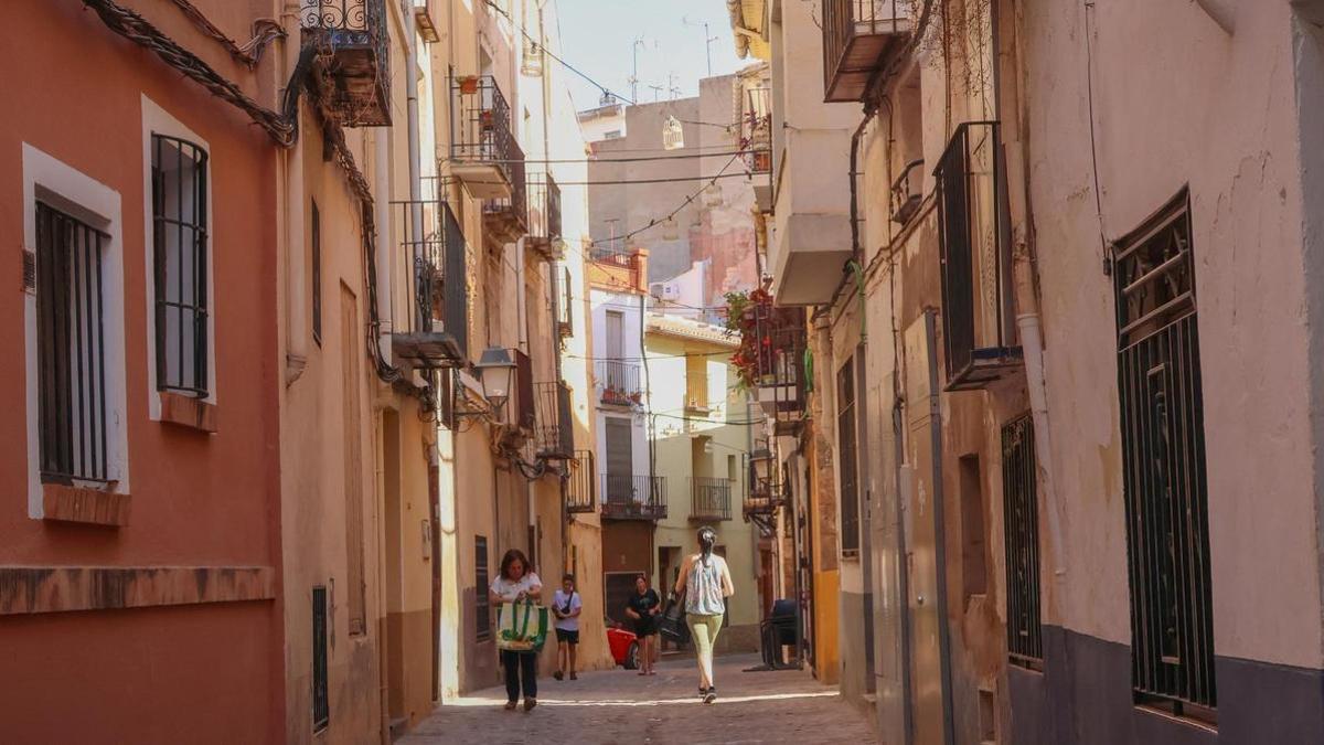 Las ayudas buscan facilitar el cumplimiento de esta obligación legal en los edificios residenciales de más de 50 años.